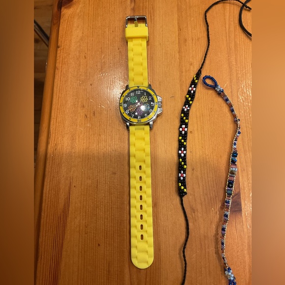 COSTUME JEWELRY HUGE LOT CHILDREN DRESS UP TWEENS TEENS FUN ADULTS - Picture 15 of 16